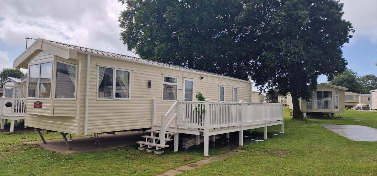 Готель D & A Short Breaks - St Margarets Bay, Dover Сент-Марґаретс-ет-Кліфф Екстер'єр фото