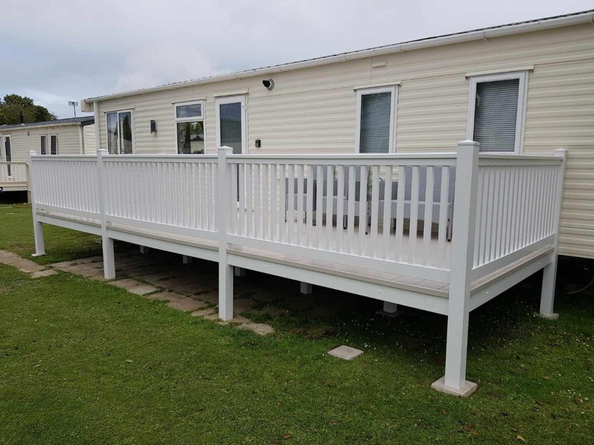 Готель D & A Short Breaks - St Margarets Bay, Dover Сент-Марґаретс-ет-Кліфф Екстер'єр фото